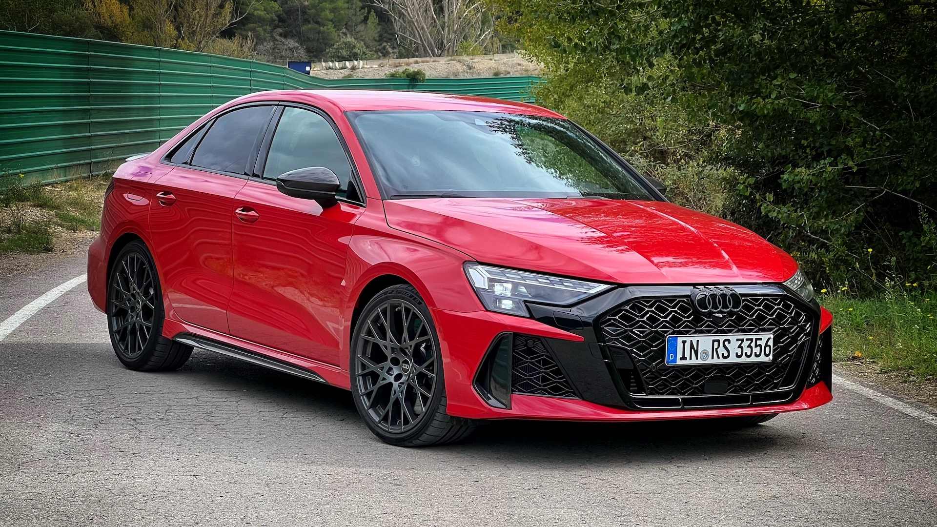 Análise do primeiro passeio do Audi RS3 2025: diversão pura