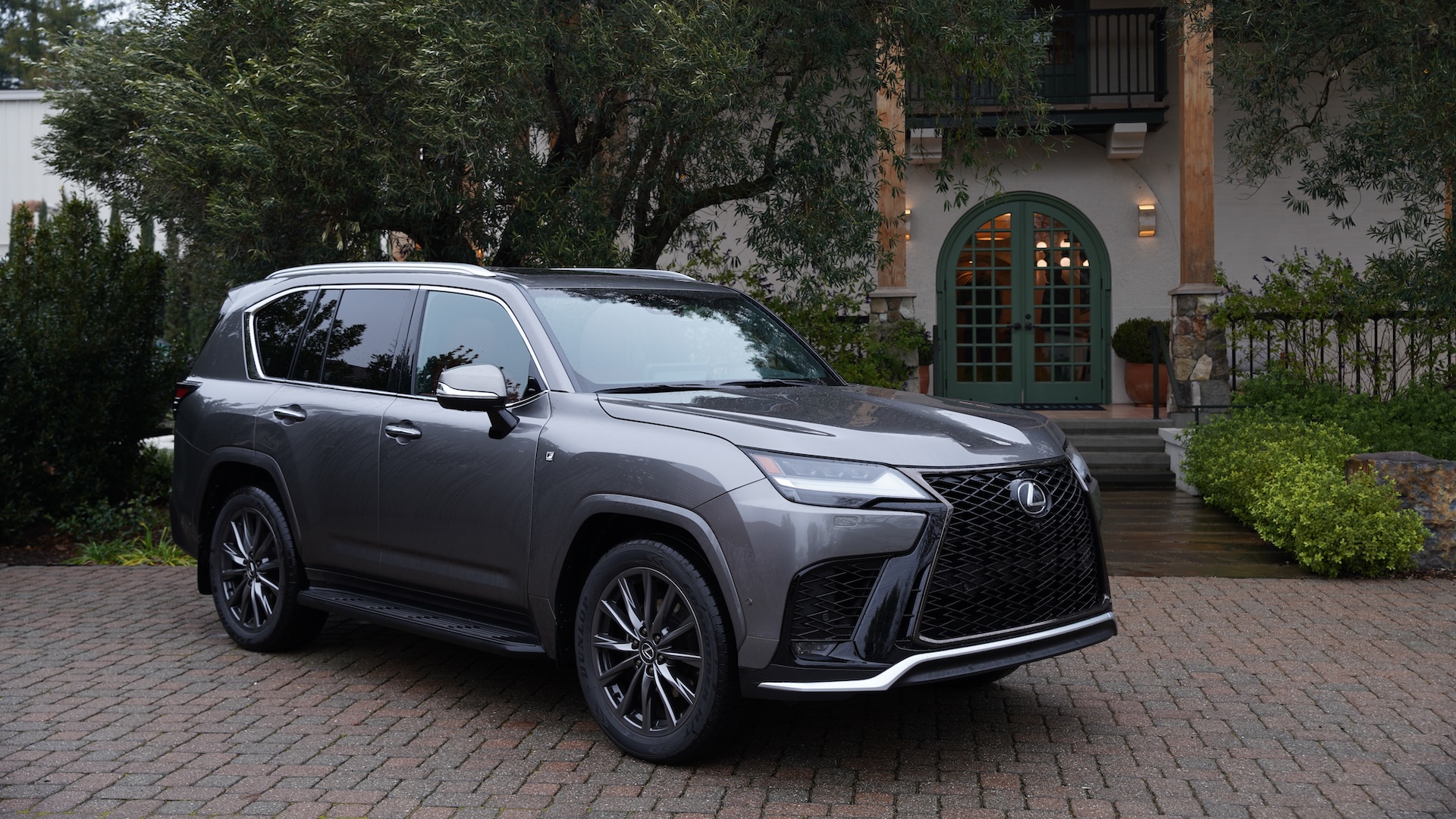 2025 Lexus LX 700H Primeira revisão de unidade: Ótimo para alguns